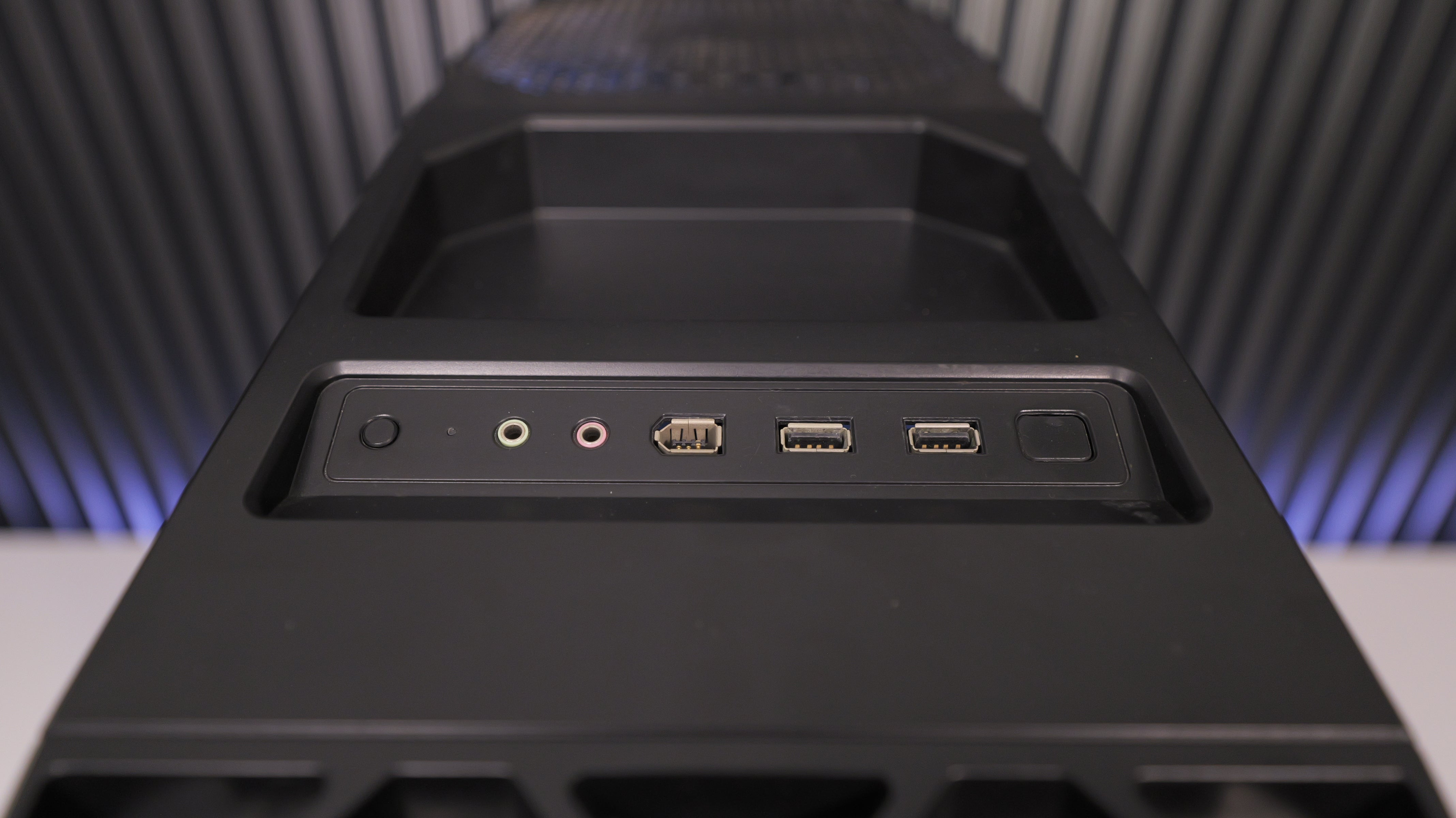 Ryzen 5 7600X + RTX 5060Ti Gaming PC