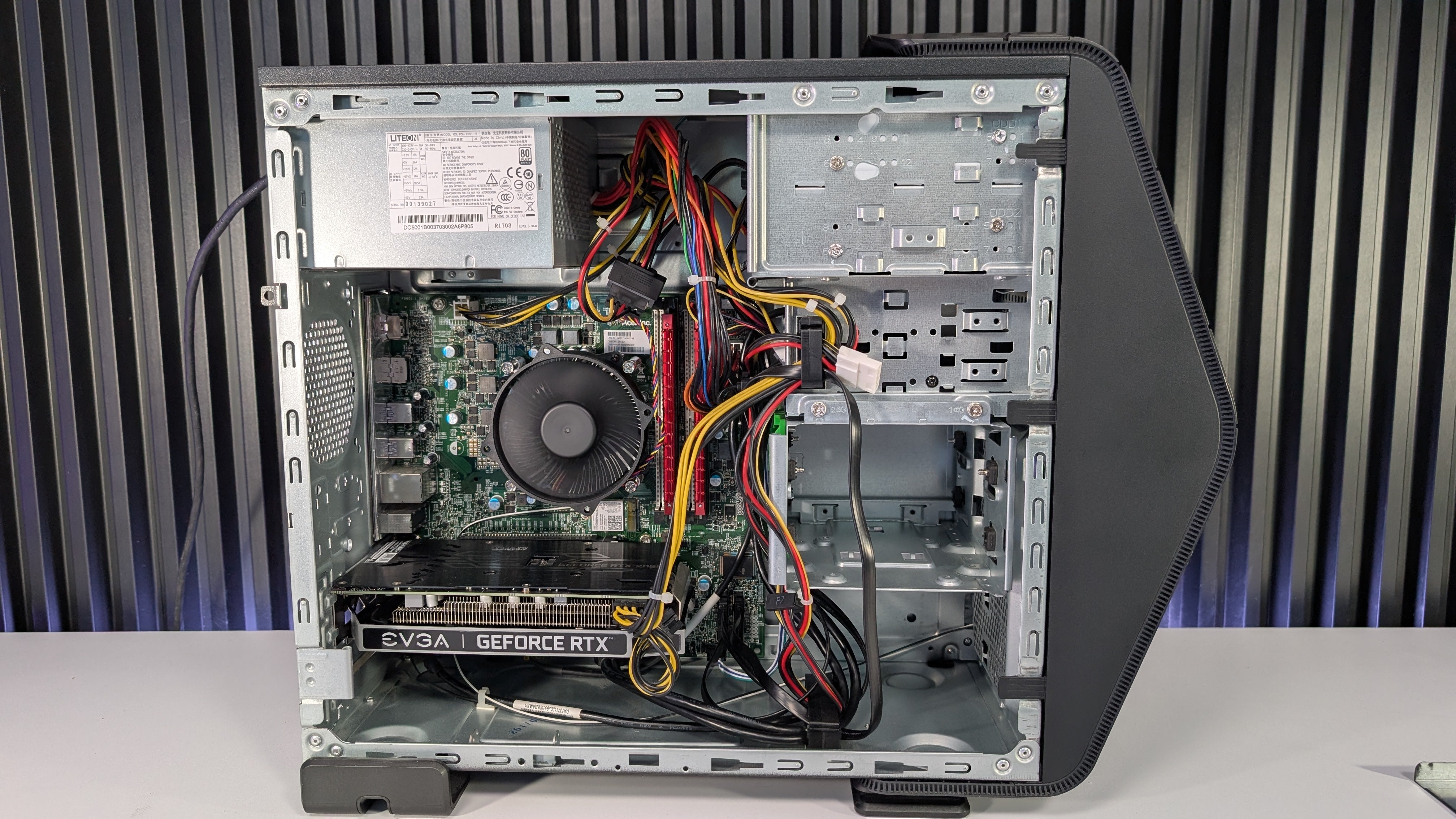 Intel i5 7400 + RTX 2060 Gaming PC