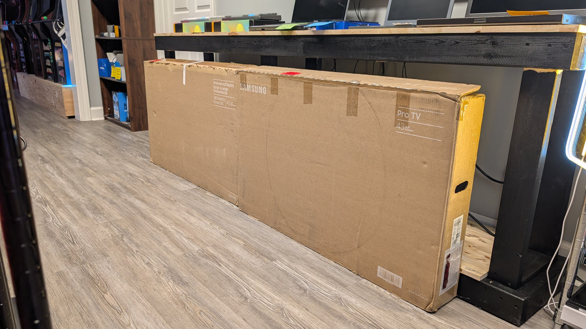 43" Commercial 4K TV's