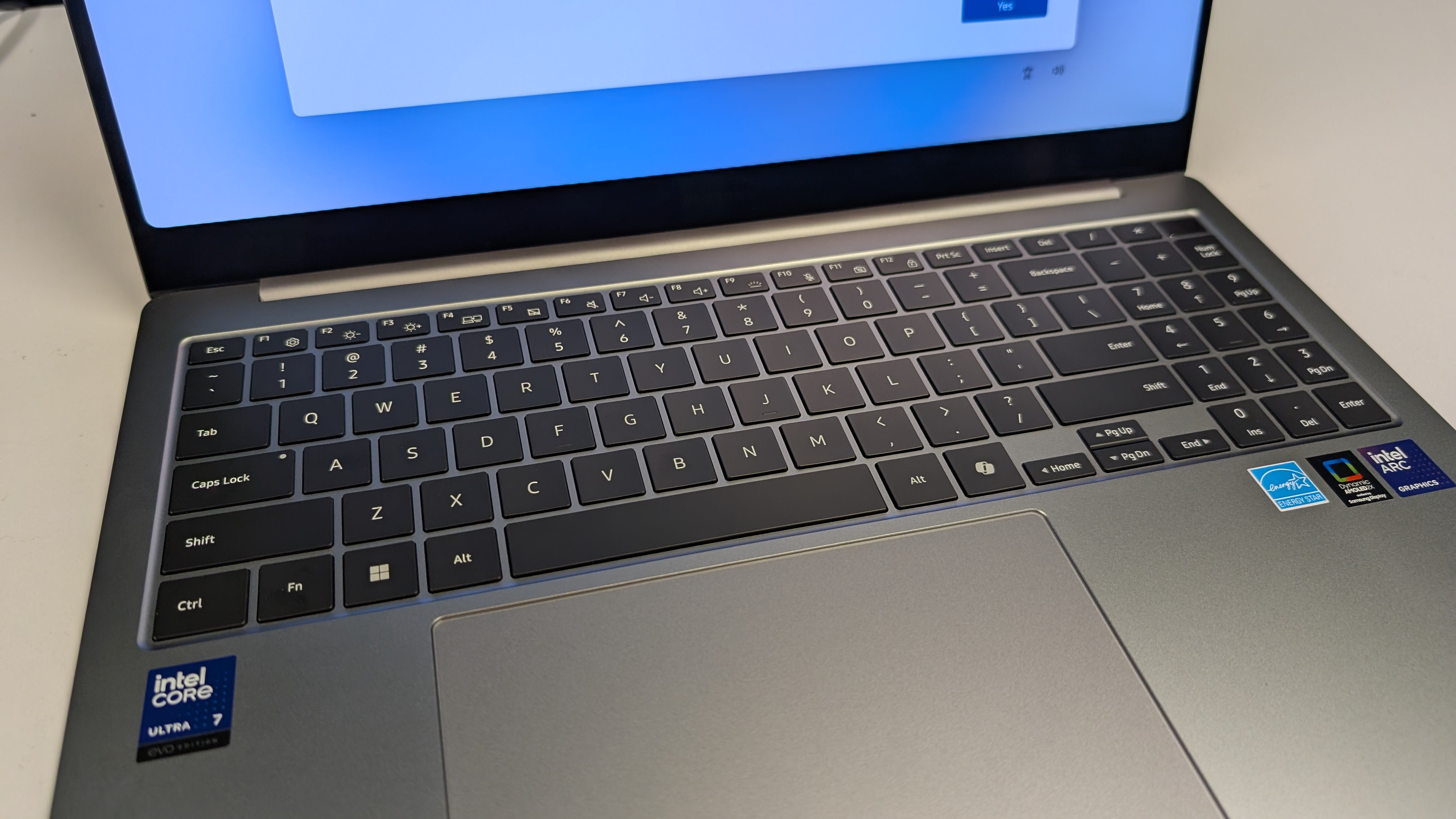 Samsung Galaxy Book5 Pro 3K OLED - Intel Ultra 7