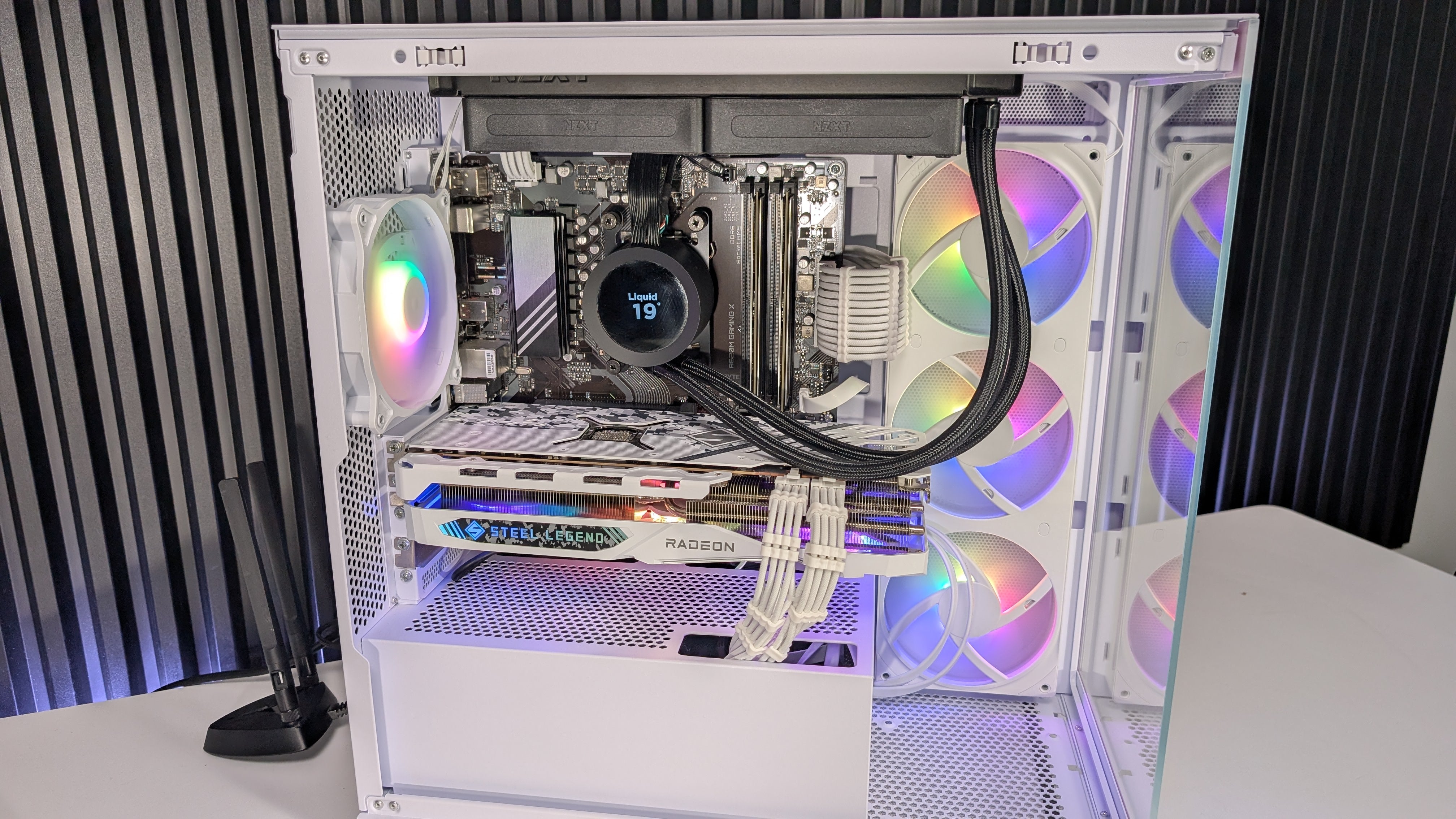 Ryzen 5 7600 + RX 7800 XT Gaming/Streaming PC