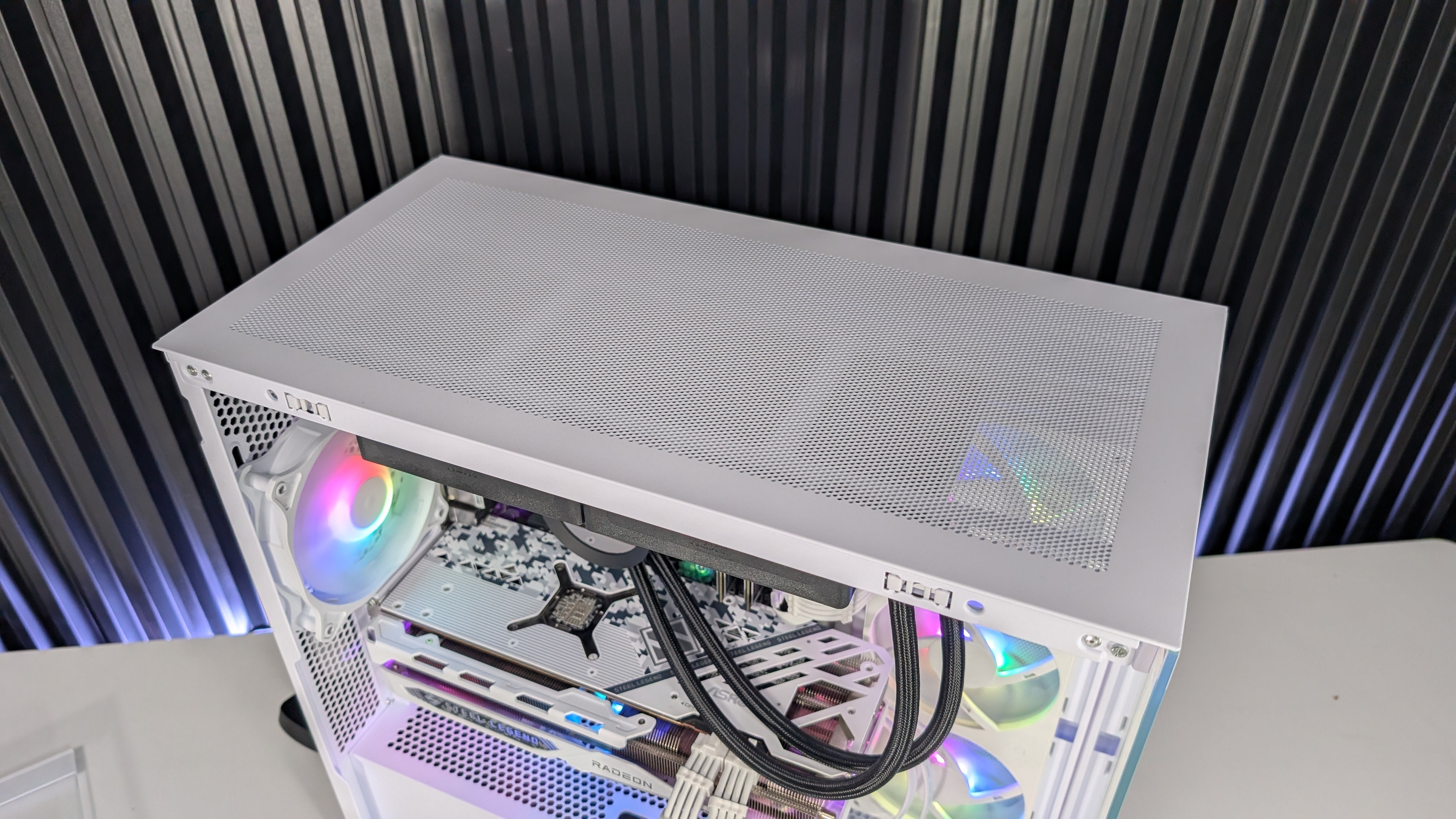 Ryzen 5 7600 + RX 7800 XT Gaming/Streaming PC