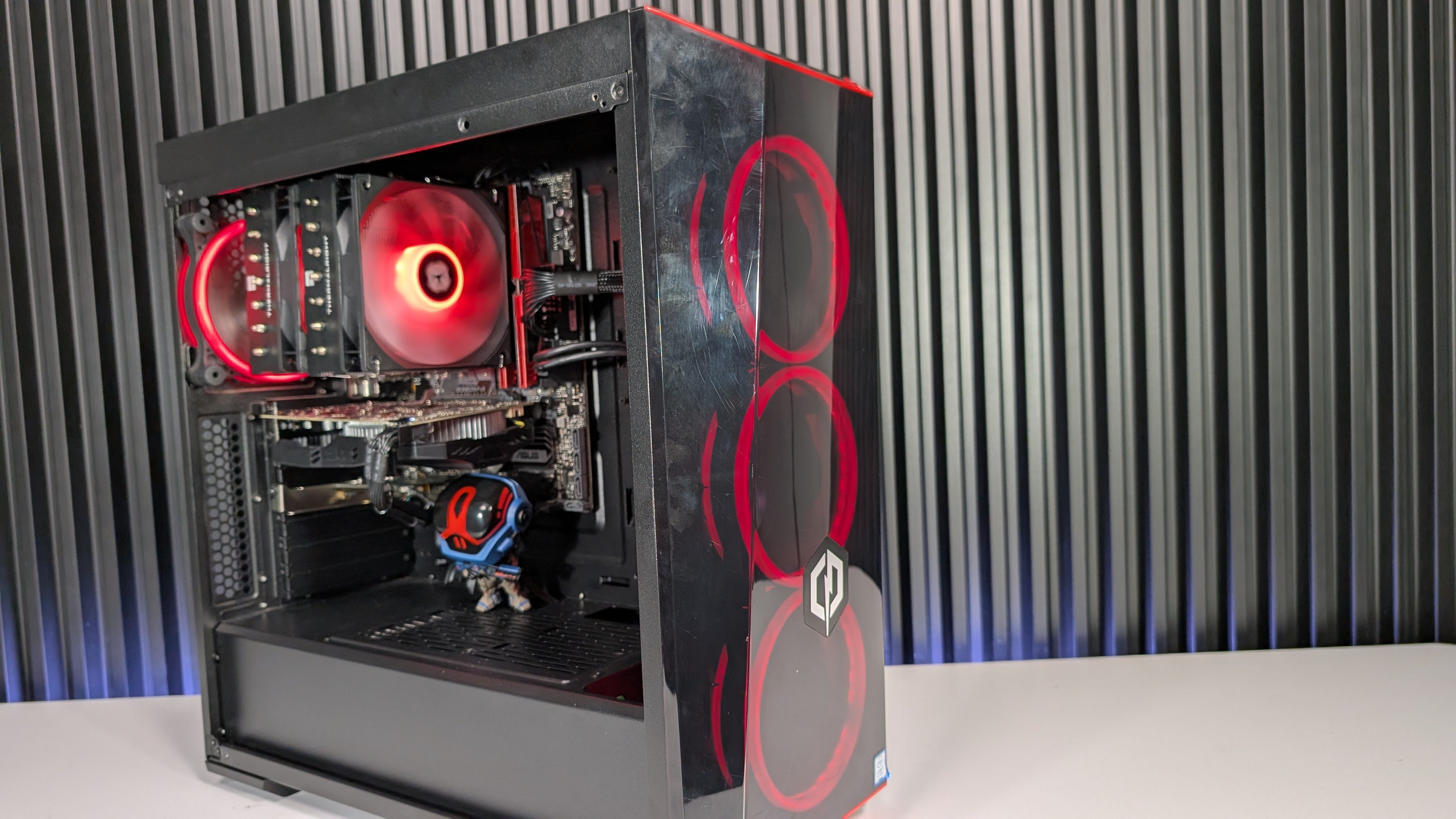 Intel i7 8700 + GTX 1060 3GB Gaming PC
